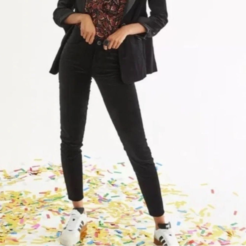 CAbi Gala Velvet Jean #4073